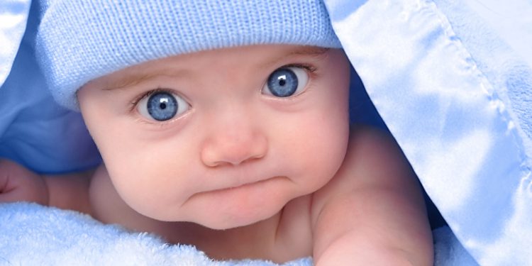 За 2014 год в России родилось почти два миллиона детей