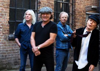 Есть еще порох! (AC/DC — Rock or Bust, 2014)