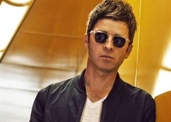 Галлахеру есть что сказать (Noel Gallagher’s High Flying Birds  — Chasing Yesterday, 2015)