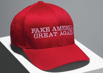 Фальшивая Америка вновь великая