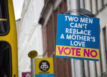 Дебаты о переопределении брака в Ирландии