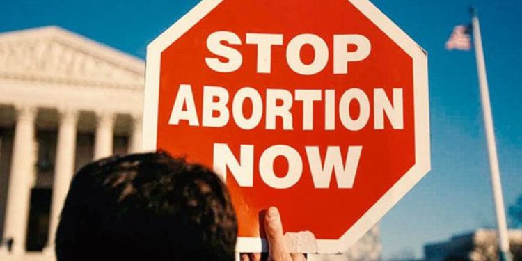 Опрос: 81% американцев поддерживает серьёзные реформы в защиту жизни