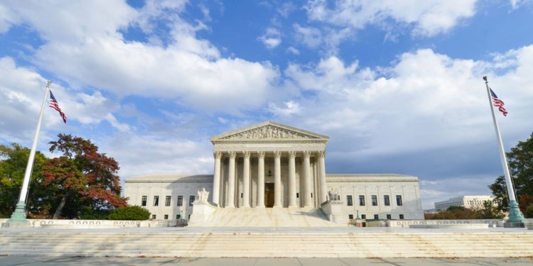 В Верховном Суде США разгорелись дебаты о сущности института брака