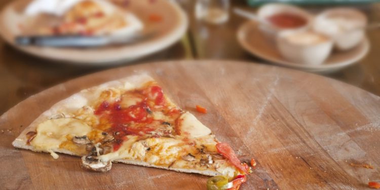 Пиццерия в Индиане закрылась после отказа обслуживать однополое «бракосочетание»