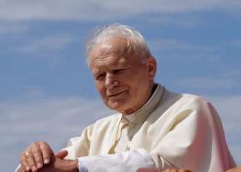 Польский архиепископ: Церковь предала Иоанна Павла II на синоде по вопросам семьи