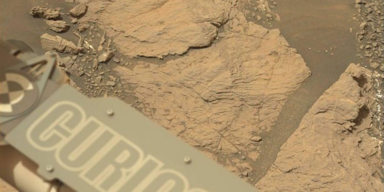 Марсоход Curiosity вновь ожил после самовольной перезагрузки компьютера