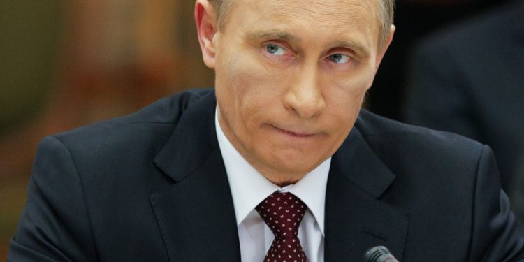 Путин ужесточил наказание за проведение незаконных абортов