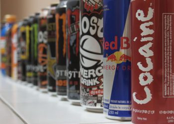 ФАС предложила отменить ограничения на продажу алкогольных энергетиков