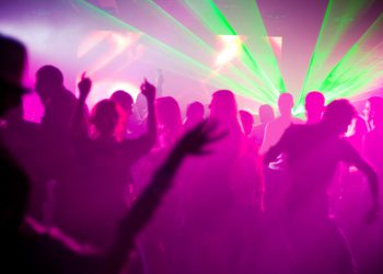 Ночные клубы предлагают закрывать за распространению наркотиков на их территории