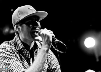 «Мы провозглашаем, что несем Слово в мир, а на деле варимся в своем мирке» (интервью с Андреем Стародубцевым, LightLine)