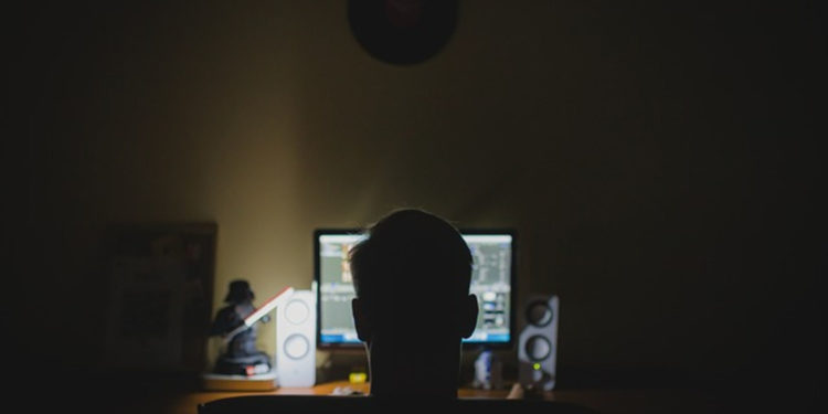 Ночной свет — здоровью вред: миф или реальность?