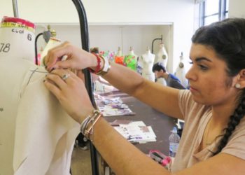 Будущая мода: обучение дизайнеров ради долговечности индустрии