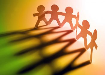 Эксперты выяснили отношение разных конфессий к клонированию человека