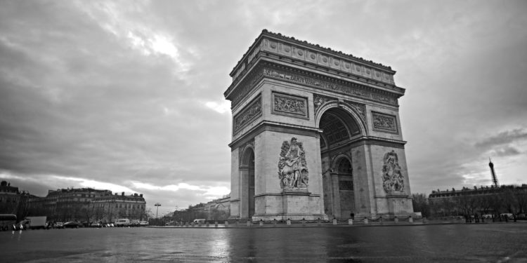 Население Парижа сокращается. Виноват Airbnb