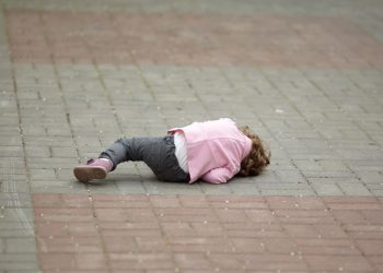 Количество преступлений против детей в России продолжает расти