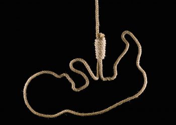 Депутат Госдумы Лысяков предложил оригинальный способ борьбы с абортами