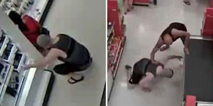 Отец защитил ребенка от нападения извращенца, этот попало на камеры наблюдения