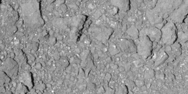 Японский космический зонд Hayabusa2 готовится к сборке образцов астероида Ryugu