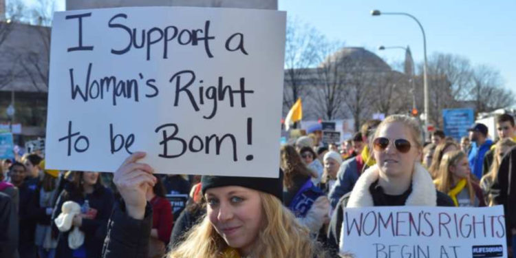 Лучшие плакаты с «Марша за жизнь» (March for Life 2018) в США