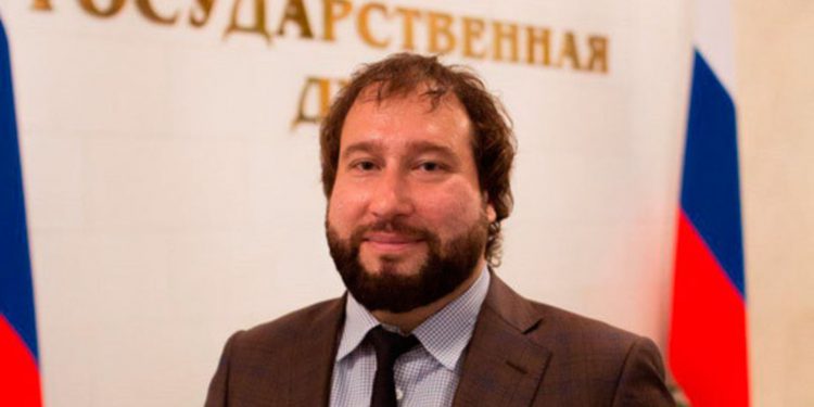 МНЕНИЕ: Игры патриотов или типичный российский бизнес?