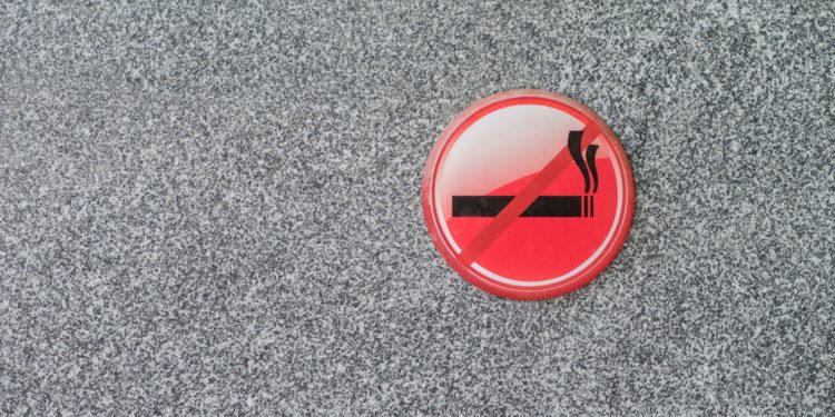 В России могут ввести новые ограничения на продажу сигарет