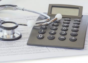 Болеть можно, грешить — нет: в США придумали альтернативу медстраховке