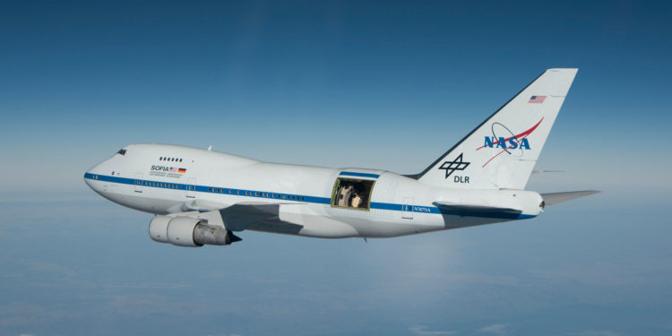 Астрофизики с помощью летающей обсерватории наблюдали транзит далекой экзопланеты