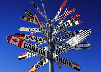 «Пора валить!» (Истории соотечественников, выбравших путь эмиграции) (Часть 1)