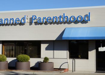 Статистика подтвердила заметное сокращение числа абортов в США