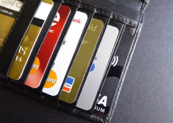 Наличные выходят из моды – исчезнут ли они навсегда?