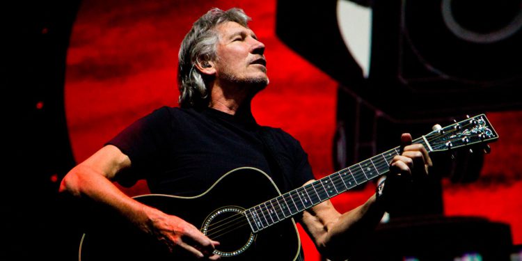 Один из величайших рок-музыкантов Роджер Уотерс считает организацию «Белые каски» фальшивой