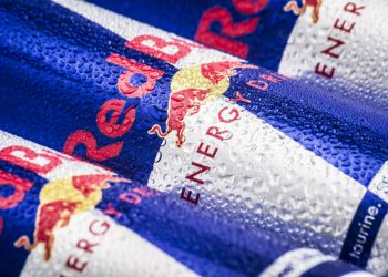 Все энергетики в России могут приравнять к алкогольным напиткам