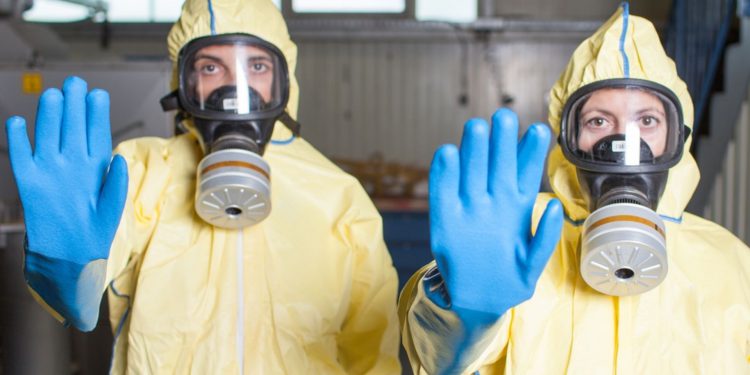 Президент Либерии надеется взять под контроль распространение вируса Эбола