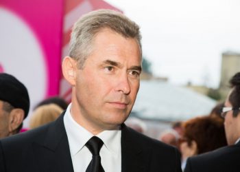 Астахов настаивает на пожизненном надзоре за педофилами