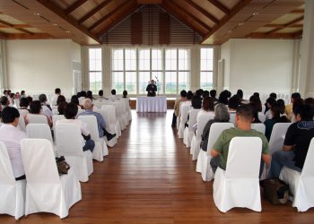 Только не на улице: В России изменился порядок проведения религиозных мероприятий