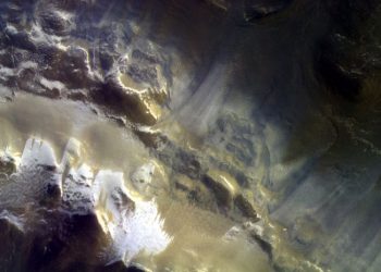 Первые высококачественные снимки Марса получены российско-европейской космической миссией «ЭкзоМарс»