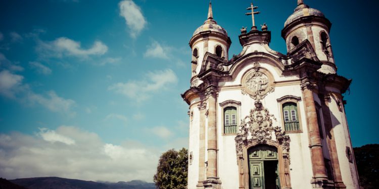 Ряды католиков Латинской Америки редеют