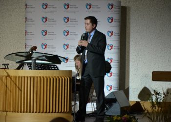 «Россия без сирот» — слишком белые, чтобы быть пушистыми?