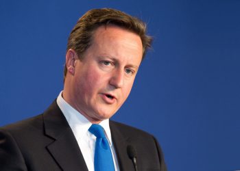 Премьер Великобритании напомнил нации о христианских ценностях