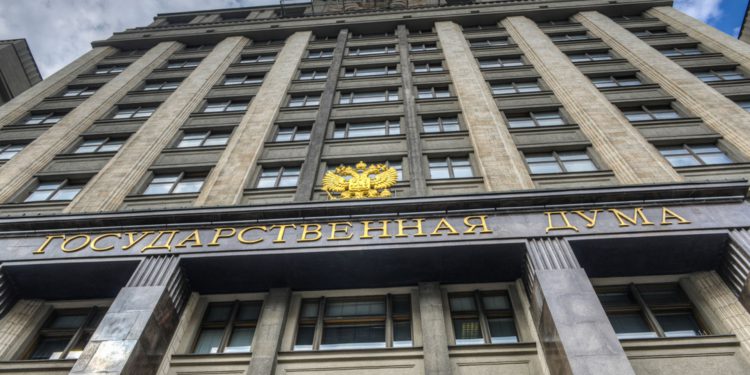 В России могут законодательно запретить браки с трансгендерами