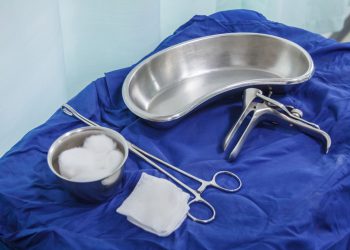 В Москве обсудили пути решения проблемы абортов в России