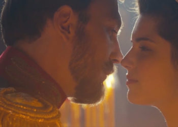 Депутат Государственной Думы РФ Наталья Поклонская собрала 100 тысяч подписей против фильма «Матильда»