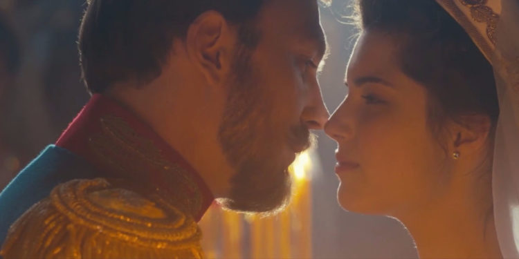 Депутат Государственной Думы РФ Наталья Поклонская собрала 100 тысяч подписей против фильма «Матильда»