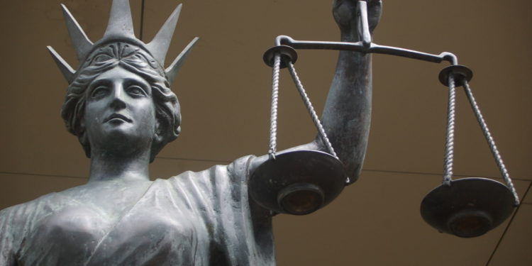 Во Франции криминализировали распространение негативной информации об абортах