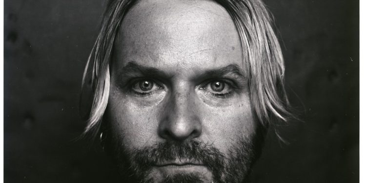 Темная сторона Кевина Макса (Kevin Max — Playing Games With The Shadows, 2016)