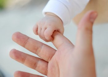 Россия бьет собственные рекорды по усыновлению