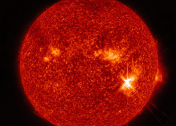 Мощнейшие вспышки на Солнце стали совершенно неожиданными для ученых