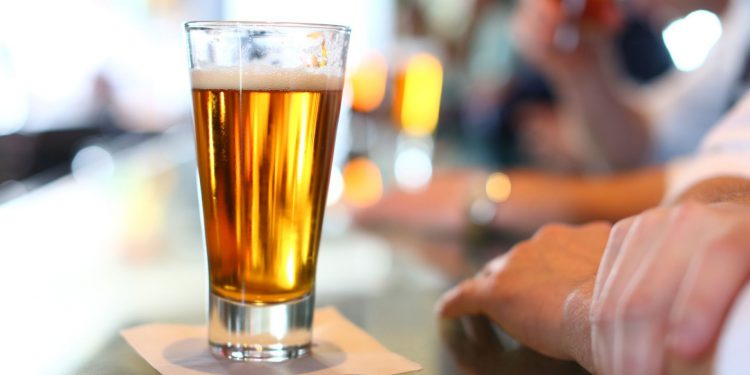 Священнослужители ответили на вопрос «Пить или не пить?»