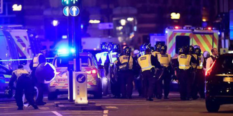 Теракт в Великобритании: Тьма уже давно в доме