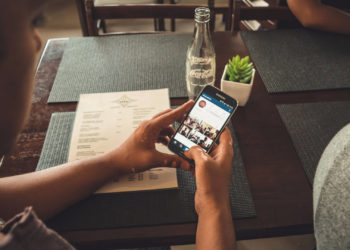 Исповедь современной мамы с зависимостью от смартфона